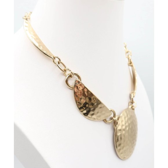 Hammered Circle & Half Moon Gold Tone Statement Necklace 20.5" Unsigned - Picture 3 of 5